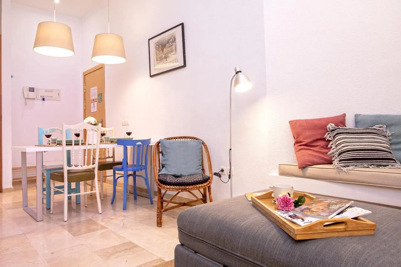 -Malagasunapts-Central And Cozy Spain